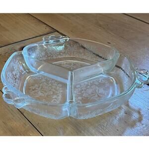 Vintage Orchid By Heisy Etched Glass Candy/Nut Dish/Bowl. 3 dividers. Handles